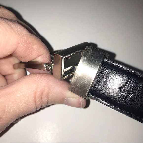 Dockers boys reversible belt, black/brown, silver tone buckle that twists - Picture 4 of 8